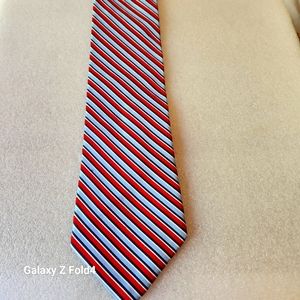 IZOD Stripe Tie Navy Blue & Red 100% Silk Men's Necktie